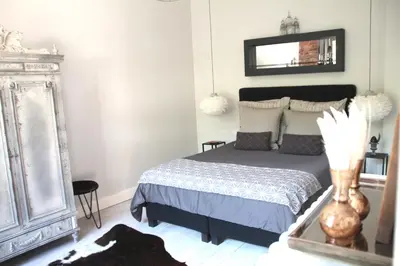 Ein Bett oder Betten in einem Zimmer der Unterkunft Junior Suite The Backyard TBY 01
