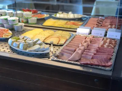Essen im Hotel oder in der Nähe