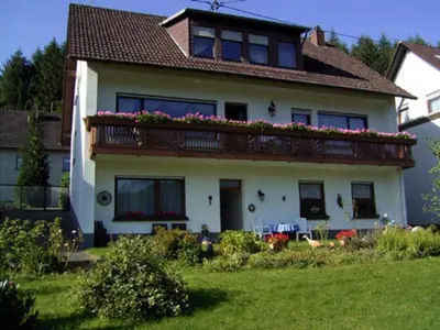 Ein Garten an der Unterkunft Ferienhaus Raabe