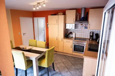 Küche/Küchenzeile in der Unterkunft Ferienwohnung & Apartment Am Steinbrunnen