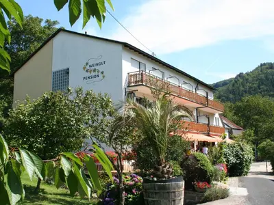 Ein allgemeiner Bergblick oder ein Berglick von der Pension aus