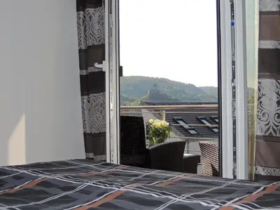 Ein allgemeiner Bergblick oder ein Berglick von der Ferienwohnung aus