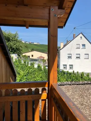 Ein Balkon oder eine Terrasse in der Unterkunft Ferienwohnung Karl