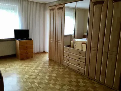 Ein Bett oder Betten in einem Zimmer der Unterkunft Modern apartment with 2 bathrooms in Lirstal