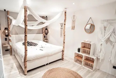 Ein Bett oder Betten in einem Zimmer der Unterkunft Holiday Home Wonderland with private Spa/Wellness