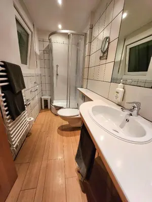 Ein Badezimmer in der Unterkunft Landhaus Kürrenberg