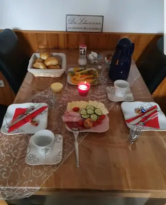 Essen im Privatzimmer oder in der Nähe