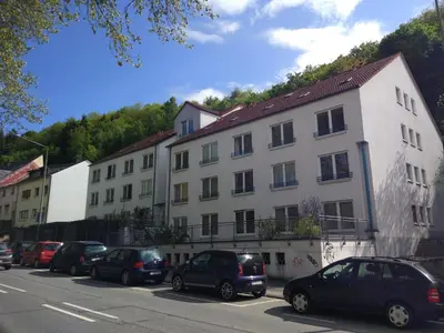 Das Gebäude in dem sich die Ferienwohnung befindet
