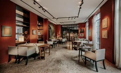 Ein Sitzbereich in der Unterkunft Hotel PURS