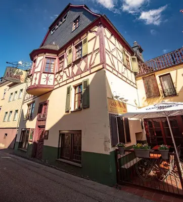 Das Gebäude in dem sich das Hotel befindet