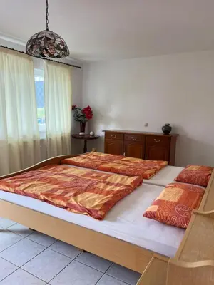 Ein Bett oder Betten in einem Zimmer der Unterkunft Schöne große Ferienwohnung im Mittelrheintal nahe Loreley