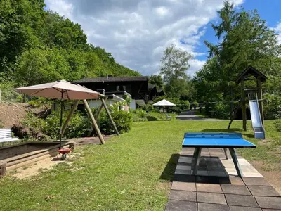 Ein Garten an der Unterkunft Holiday Home Reinskopf-3 by Interhome