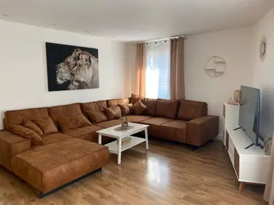 Ein Sitzbereich in der Unterkunft Ferienwohnung Auszeit