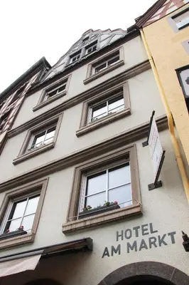 Das Gebäude in dem sich das Hotel befindet