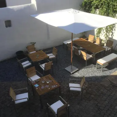Ein Sitzbereich in der Unterkunft Paulusstrasse 3