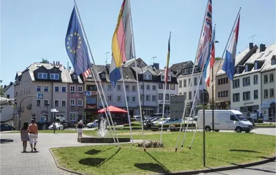Das Gebäude in dem sich das Ferienhaus befindet