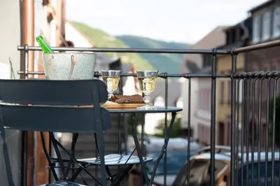 Ein Balkon oder eine Terrasse in der Unterkunft Weingarten 1897