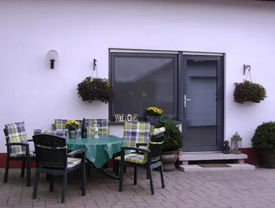 Ein Patio oder anderer Außenbereich in der Unterkunft Ferienhaus Götten