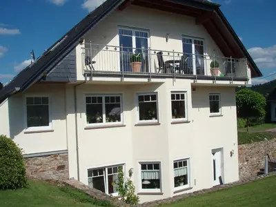 Das Gebäude in dem sich die Ferienwohnung befindet