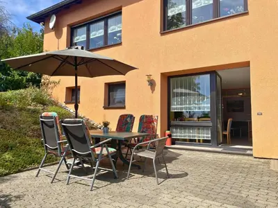 Ein Patio oder anderer Außenbereich in der Unterkunft Ferienwohnung ehemaligen Schäferhof