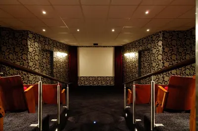 Ein Sitzbereich in der Unterkunft Land & Golf Hotel Stromberg