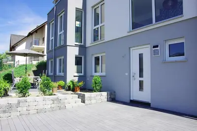 Das Gebäude in dem sich die Ferienwohnung befindet