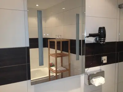 Ein Badezimmer in der Unterkunft Hotel Weingut Dehren