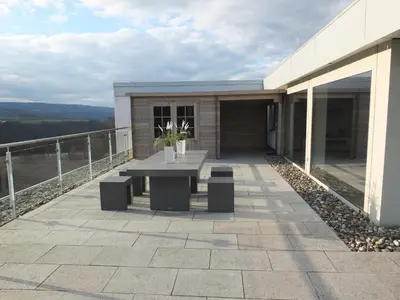 Ein Balkon oder eine Terrasse in der Unterkunft Kaiser - Ferienwohnungen Dreiburgenblick