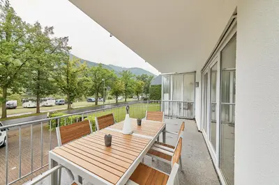 Ein allgemeiner Bergblick oder ein Berglick von der Ferienwohnung aus
