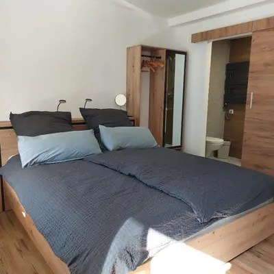Ein Bett oder Betten in einem Zimmer der Unterkunft Haus Moselliebe B&B
