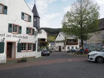 Ein allgemeiner Bergblick oder ein Berglick von des Hotels aus
