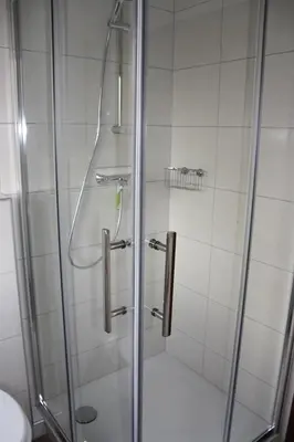 Ein Badezimmer in der Unterkunft Ferienwohnung Maifeld