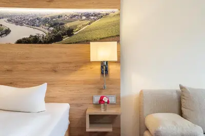 Ein Sitzbereich in der Unterkunft Hotel Moselblick