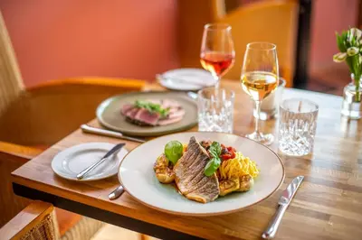 Essen im Hotel oder in der Nähe
