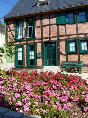 Ein Garten an der Unterkunft Anduns - Ferienhaus