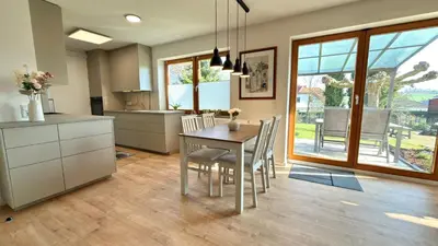 Küche/Küchenzeile in der Unterkunft Ferienwohnung Reuscher, Trier-Newel