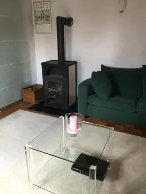 Ein Sitzbereich in der Unterkunft Eifel-Moezelhuis