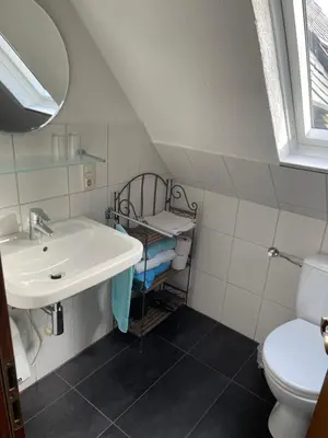 Ein Badezimmer in der Unterkunft Wein & Gästehaus Porten-Becker