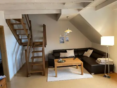 Ein Sitzbereich in der Unterkunft Ferienwohnung am Pommerbach