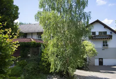 Das Gebäude in dem sich das Hotel befindet