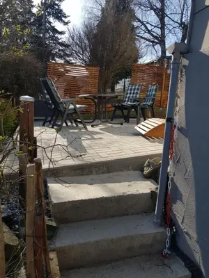 Ein Balkon oder eine Terrasse in der Unterkunft Altes Schreiner Haus in der Vulkaneifel