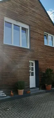 Das Gebäude in dem sich das Bed & Breakfast befindet