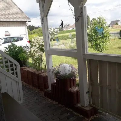 Ein Garten an der Unterkunft Wershofen/Eifel