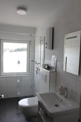 Ein Badezimmer in der Unterkunft Bike and Hike Ferienhaus Kolverath
