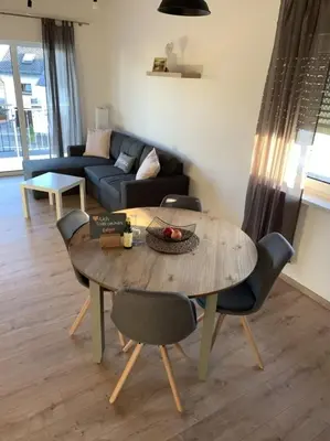 Ein Sitzbereich in der Unterkunft Zum Rheinblick