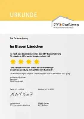 Ein Zertifikat, Auszeichnung, Logo oder anderes Dokument, das in der Unterkunft Im Blauen Ländchen ausgestellt ist