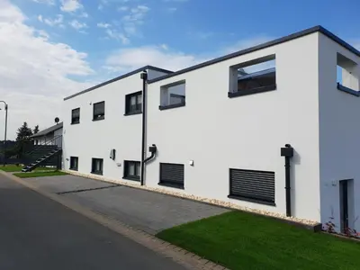 Das Gebäude in dem sich die Ferienwohnung befindet