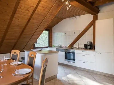 Küche/Küchenzeile in der Unterkunft Holiday Home Eifelnatur - Haus 1-4 by Interhome