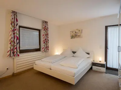 Ein Bett oder Betten in einem Zimmer der Unterkunft Apartment Eifelnatur - Haus 1-1 by Interhome