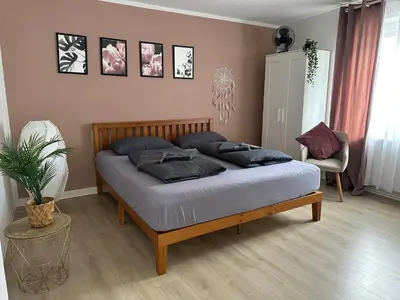 Ein Bett oder Betten in einem Zimmer der Unterkunft Romantic Bohemian Apartment Adenau, Center, Nahe Nürburgring